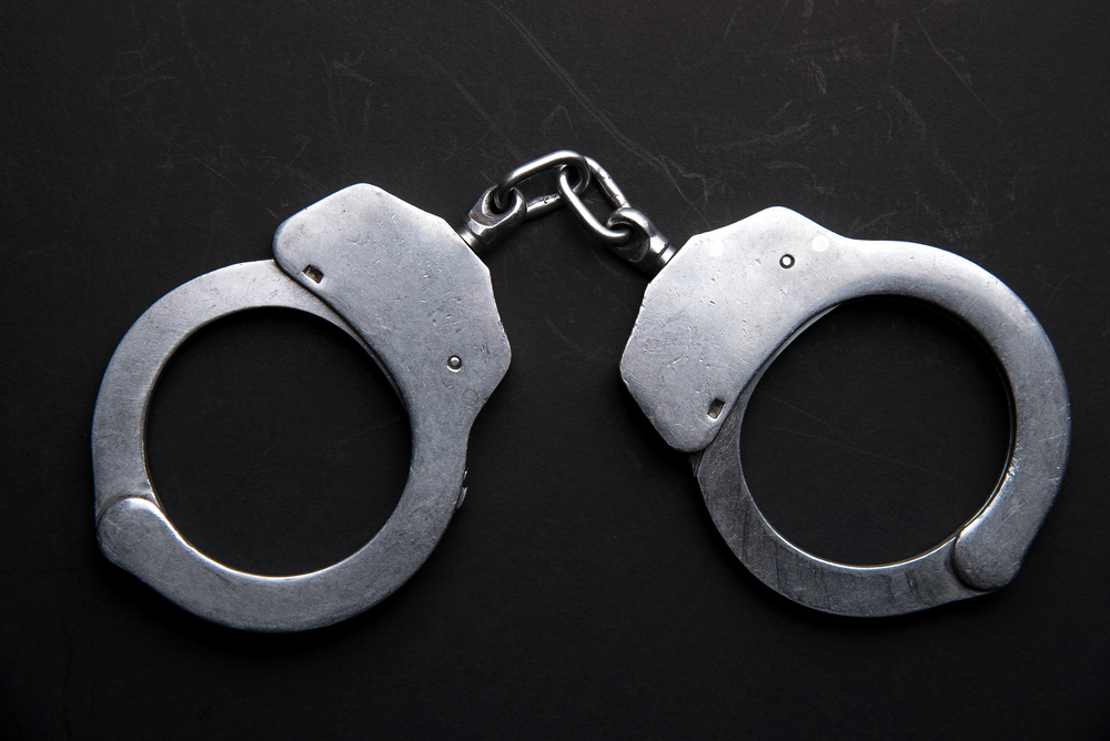 Types of Handcuffs: Everything You Wanted to Know (and were too afraid ...