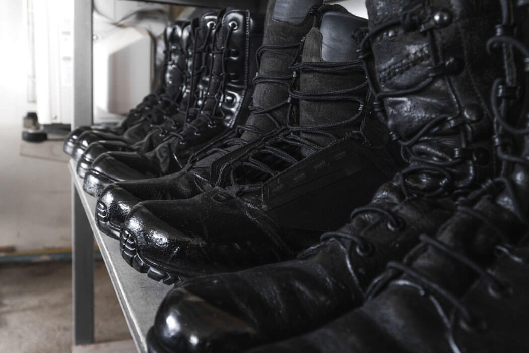 used black military boots